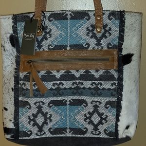 NWT MYRA BAG Isabela Tote